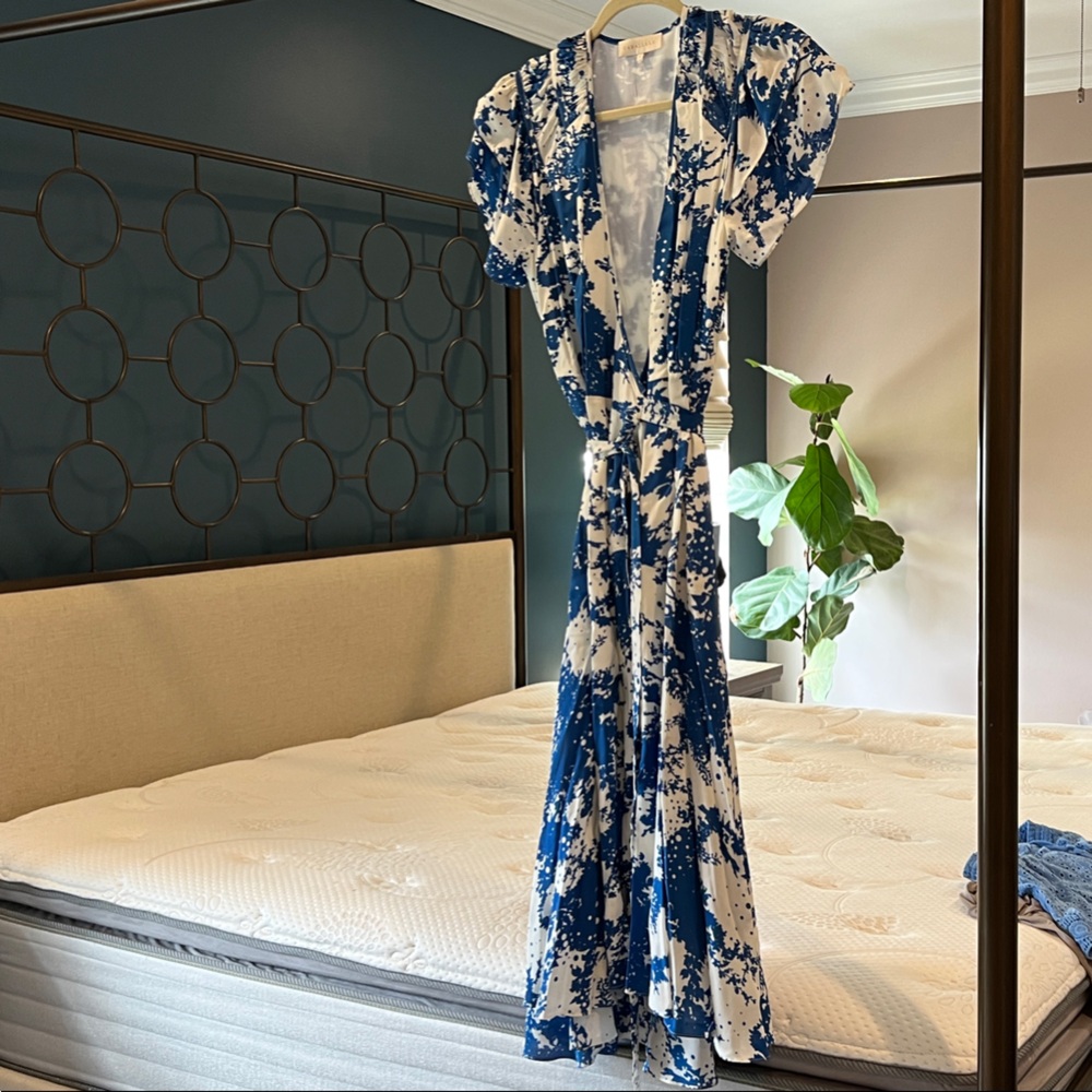 Elegant Blue and White Patterned Curtains